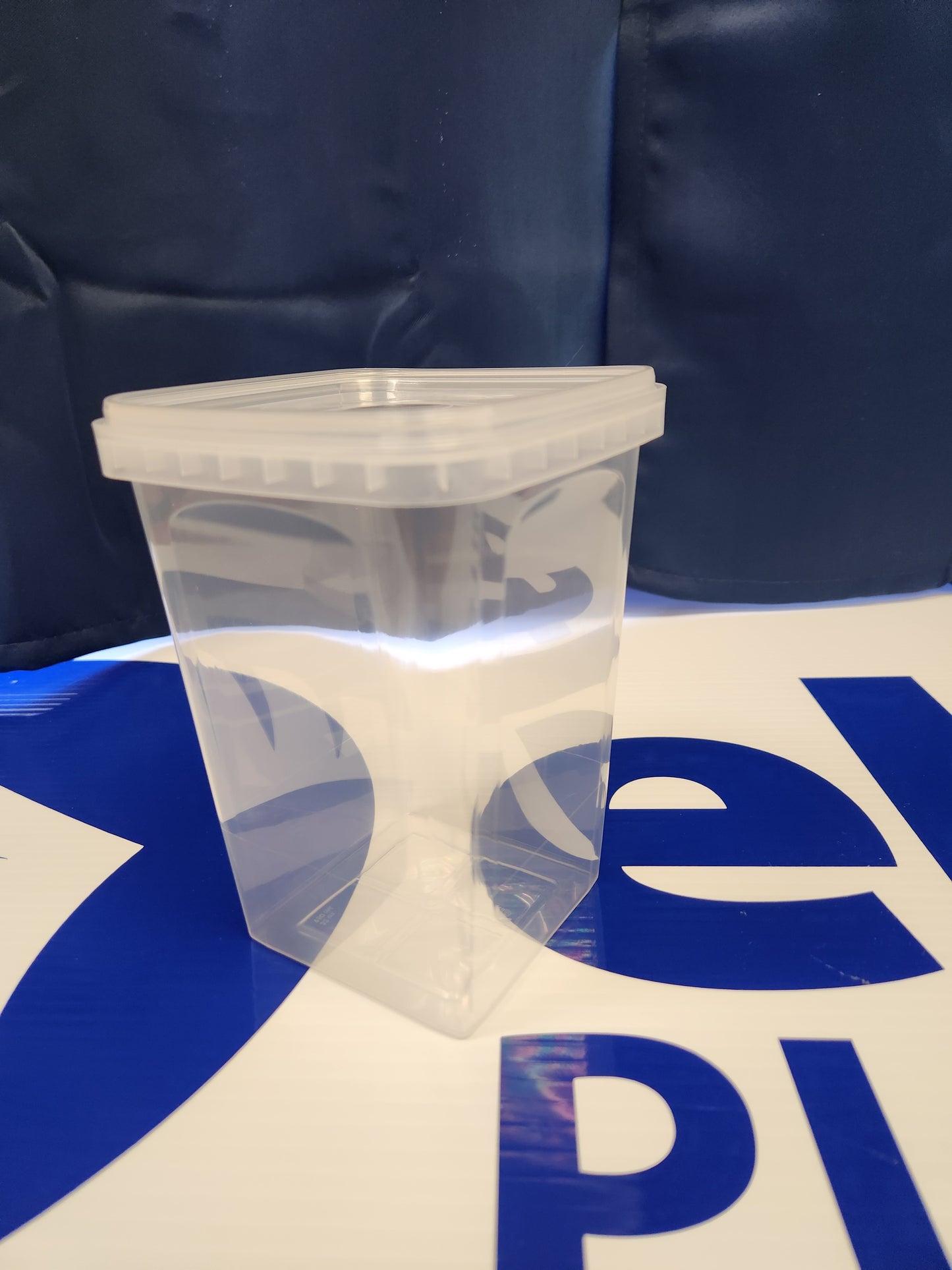 Square Deli Container 32 oz. Tall-2 lb. 10/pk