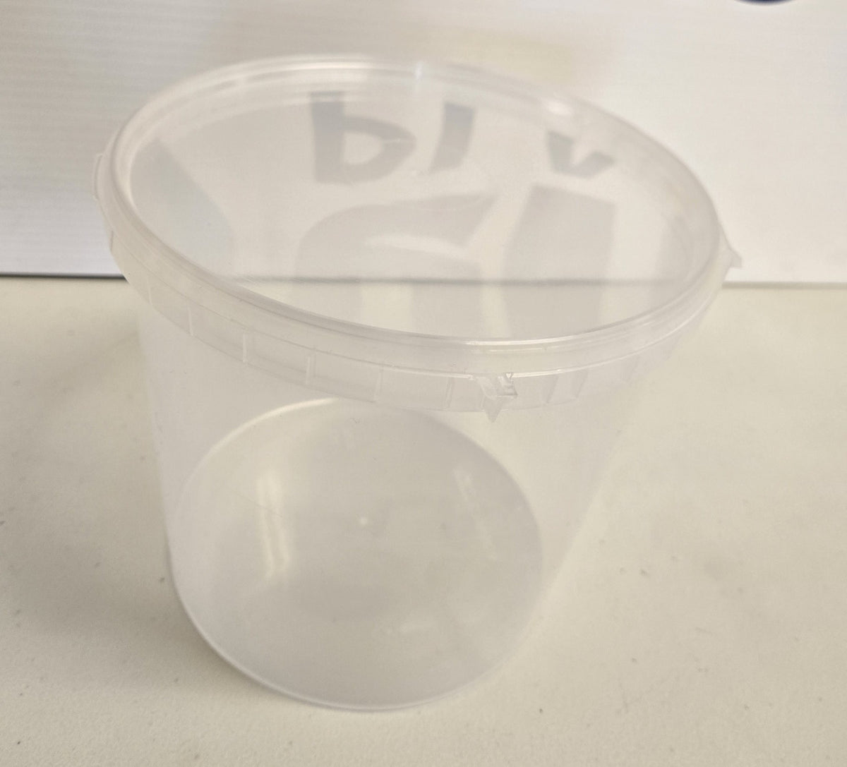 Round Secure Container 80 oz. Case (132)
